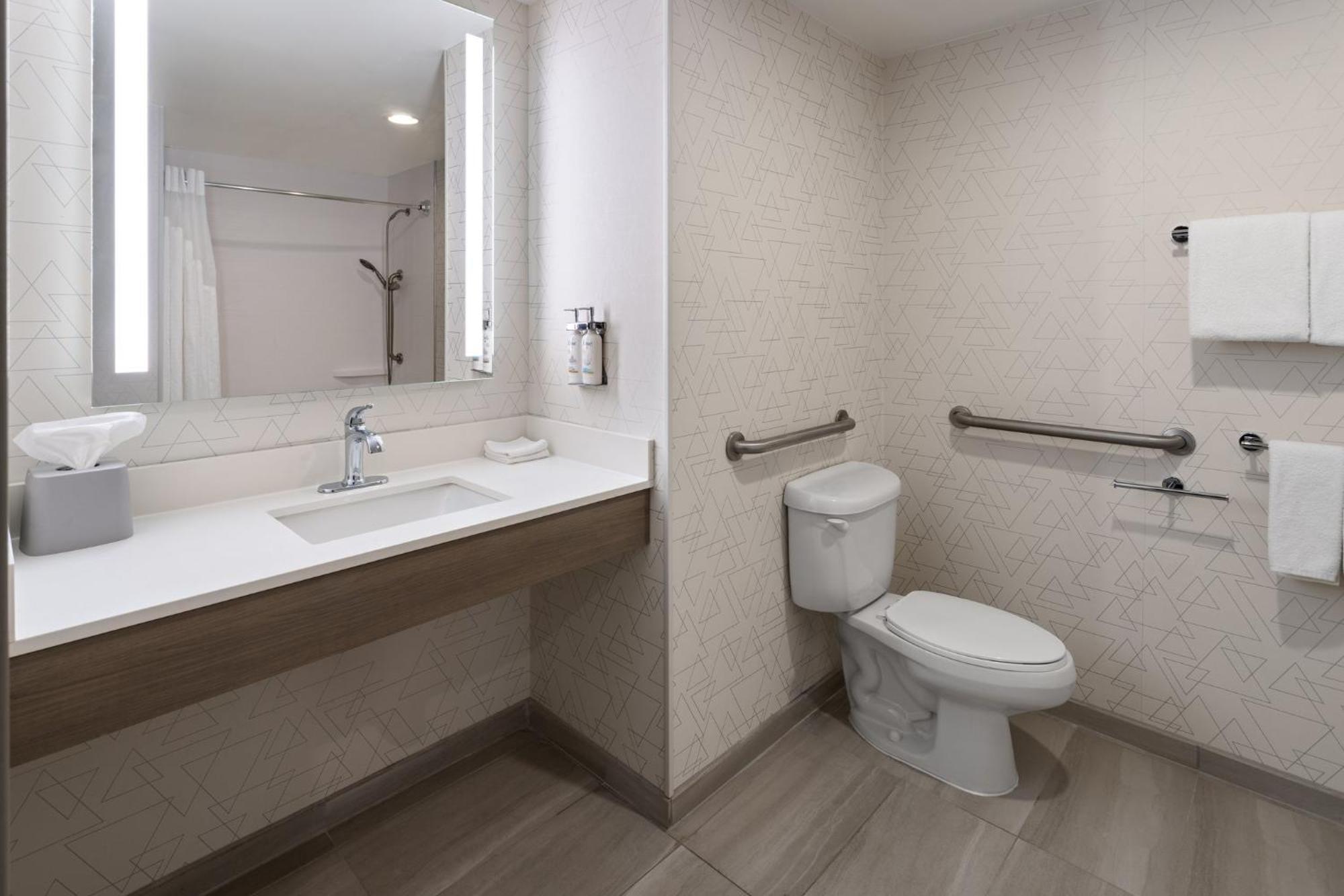 Holiday Inn Express Hotel & Suites Freeport By Ihg Ngoại thất bức ảnh