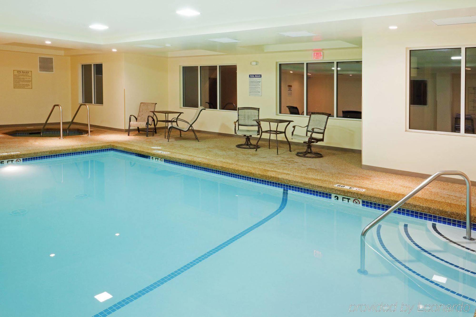 Holiday Inn Express Hotel & Suites Freeport By Ihg Ngoại thất bức ảnh